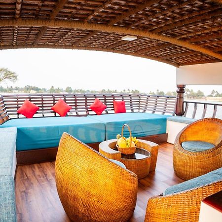 Why Not Houseboat Otel Alappuzha Dış mekan fotoğraf