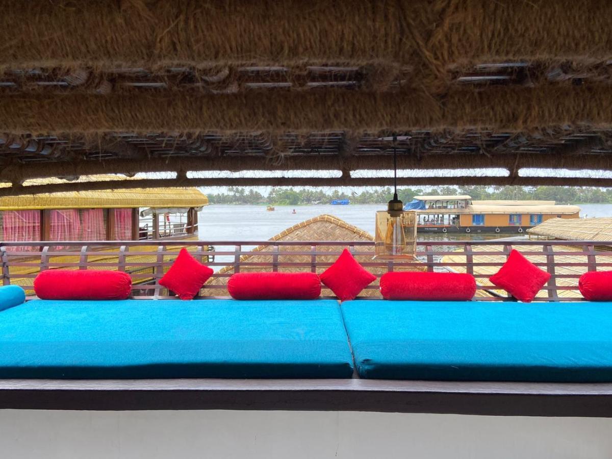 Why Not Houseboat Otel Alappuzha Dış mekan fotoğraf