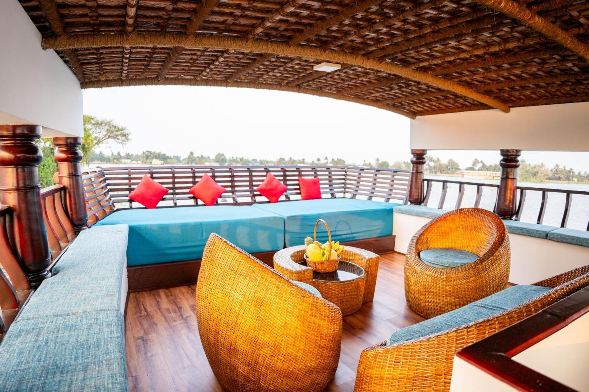 Why Not Houseboat Otel Alappuzha Dış mekan fotoğraf