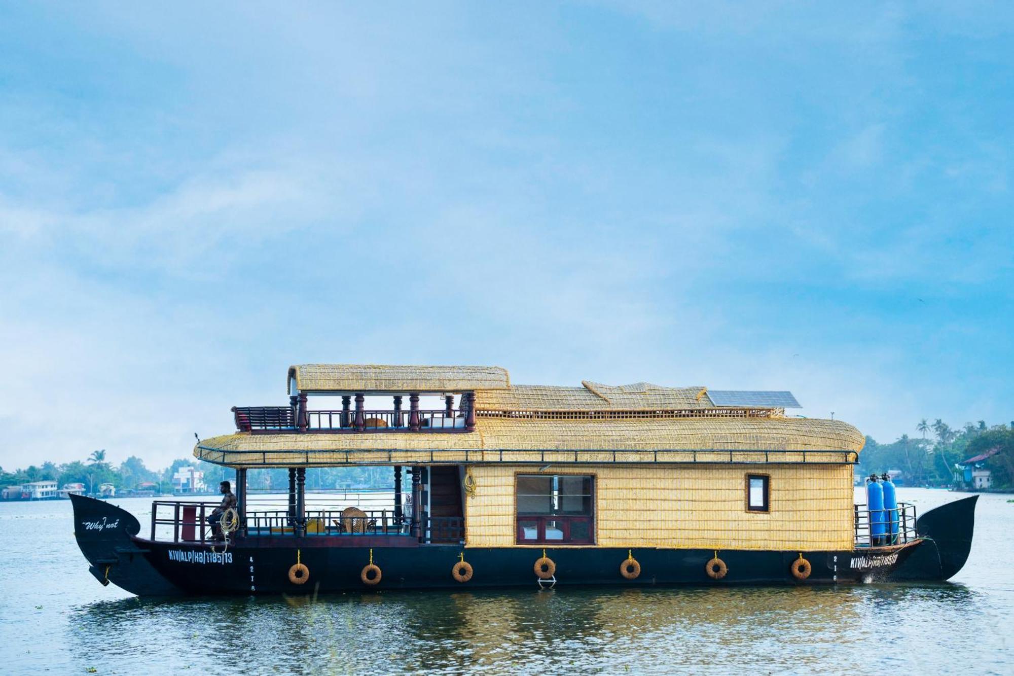 Why Not Houseboat Otel Alappuzha Dış mekan fotoğraf